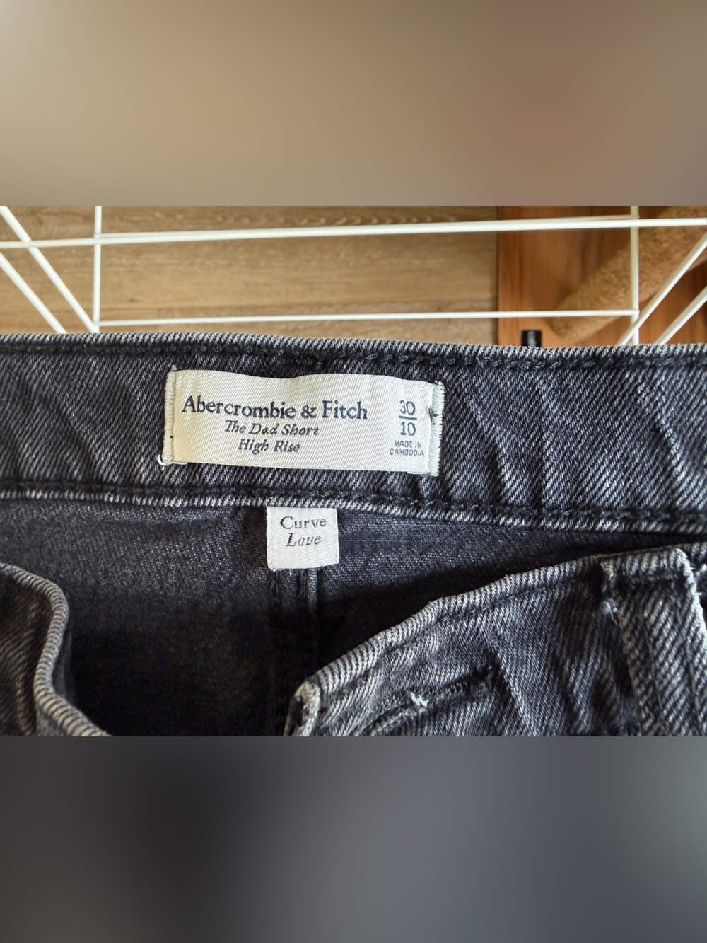 Abercrombie Curve Love High Rise Dad Shorts 30 READ - Picture 7 of 10